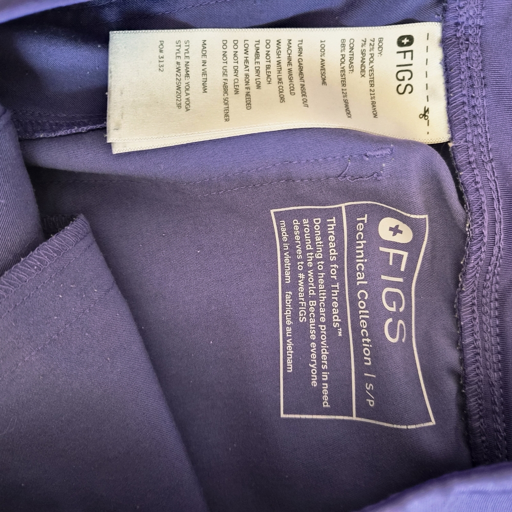 Figs Technical Collection Scrub Top in Purple - Picture 3 of 3